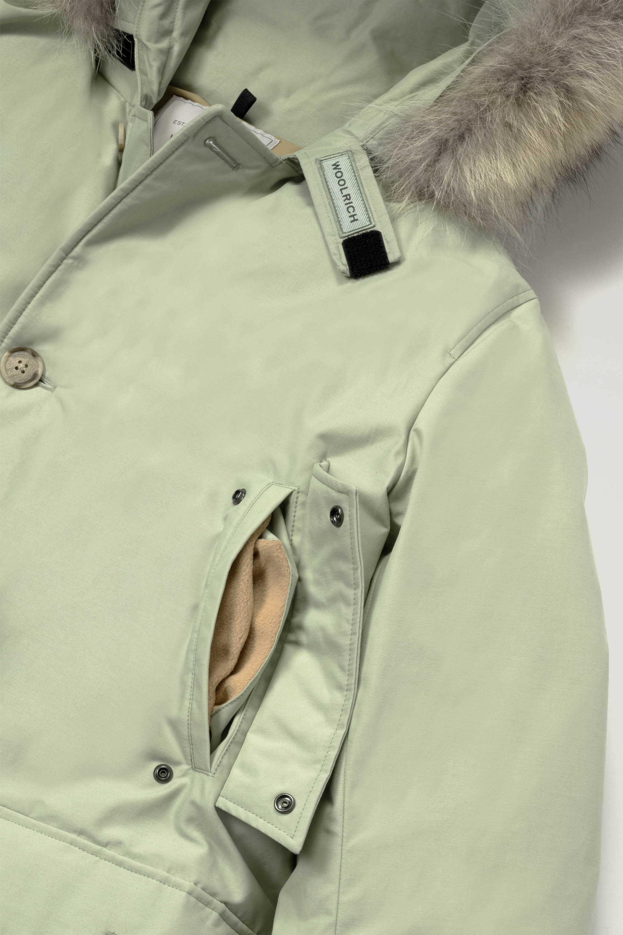 NEW ARCTIC PARKA｜WOOLRICH（ウールリッチ）公式オンラインストア