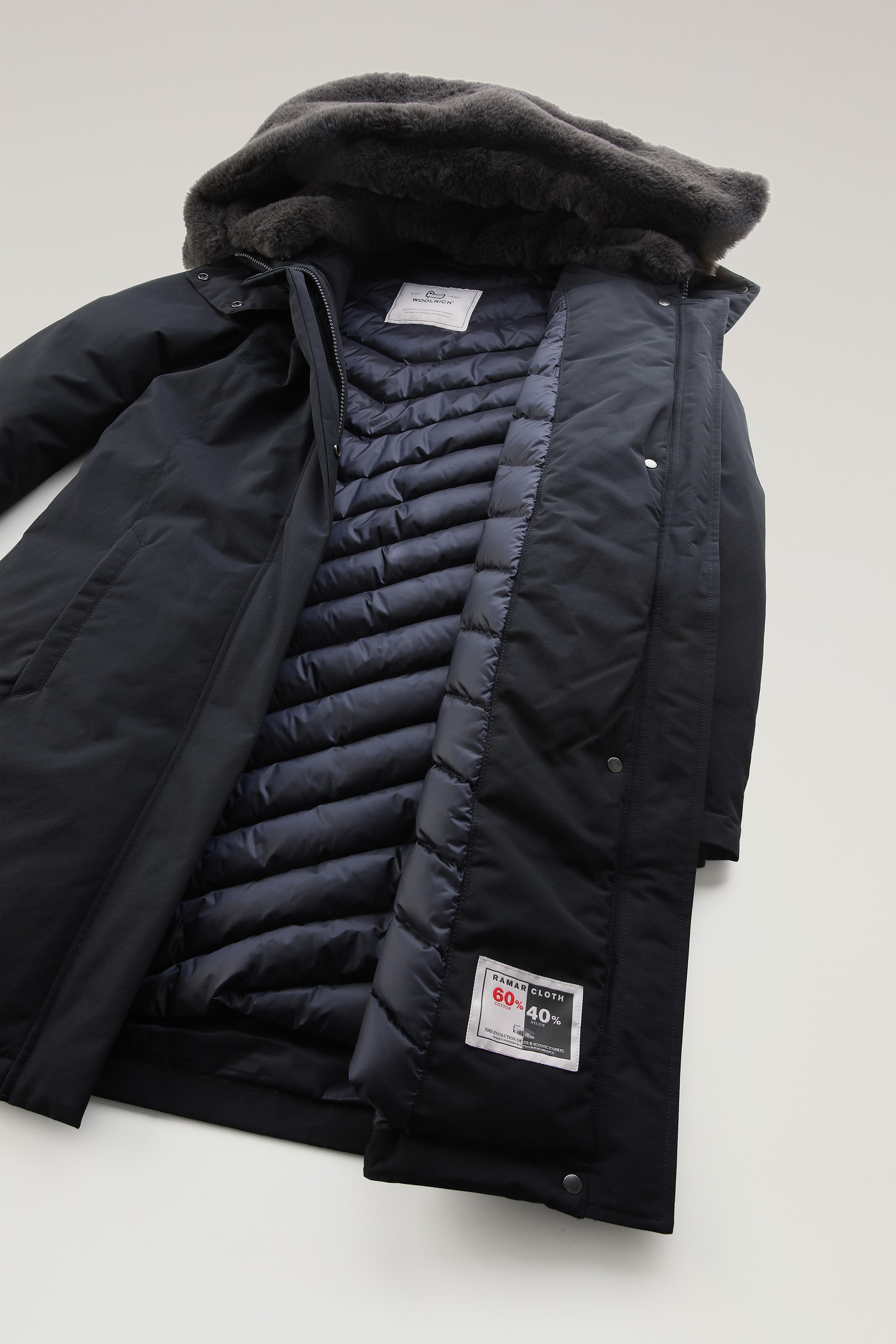 BOW BRIDGE PARKA｜WOOLRICH（ウールリッチ）公式オンラインストア