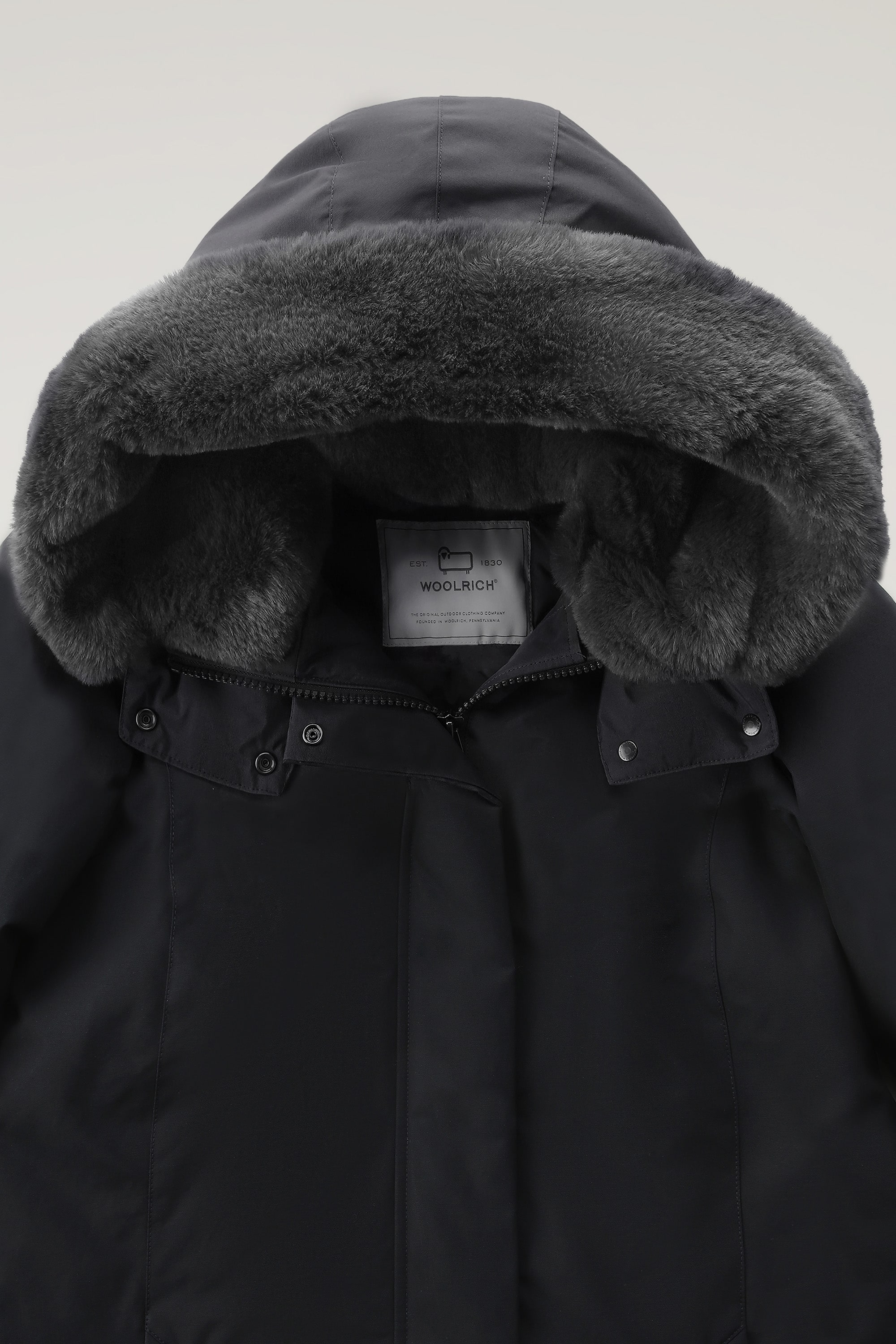 BOW BRIDGE PARKA｜WOOLRICH（ウールリッチ）公式オンラインストア