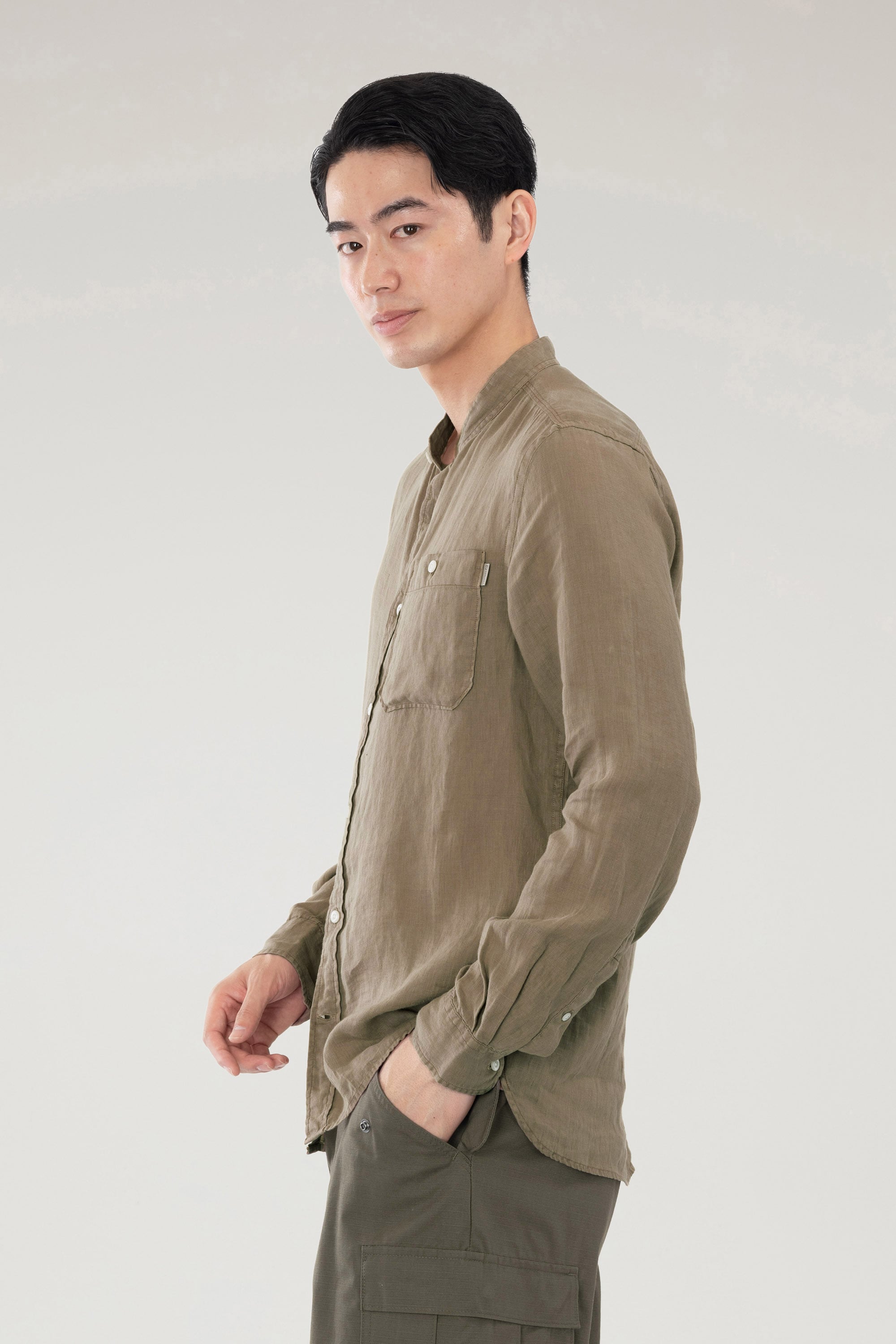 BAND COLLAR LINEN SHIRT