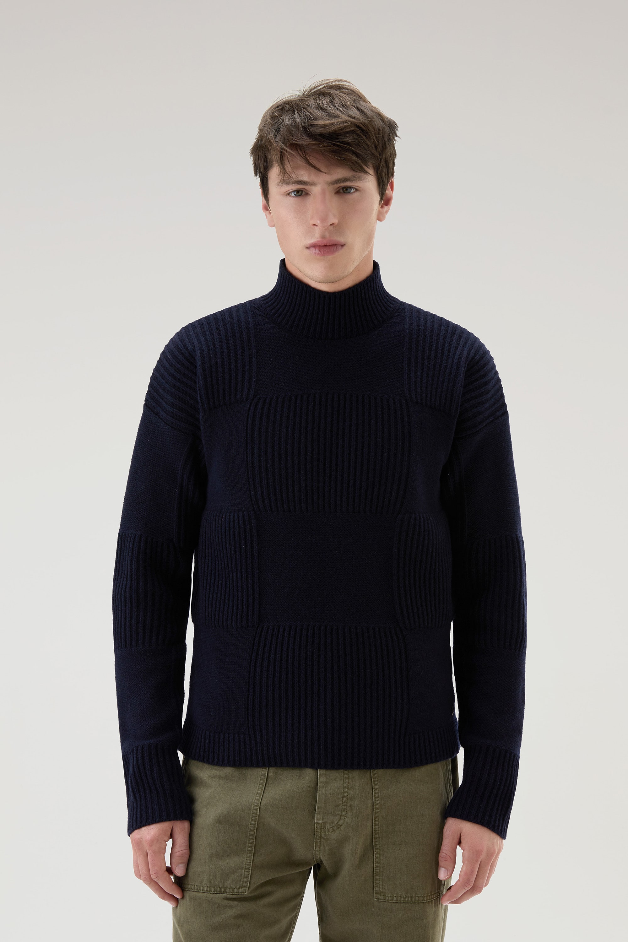 FINE WOOL CHECK TURTLENECK