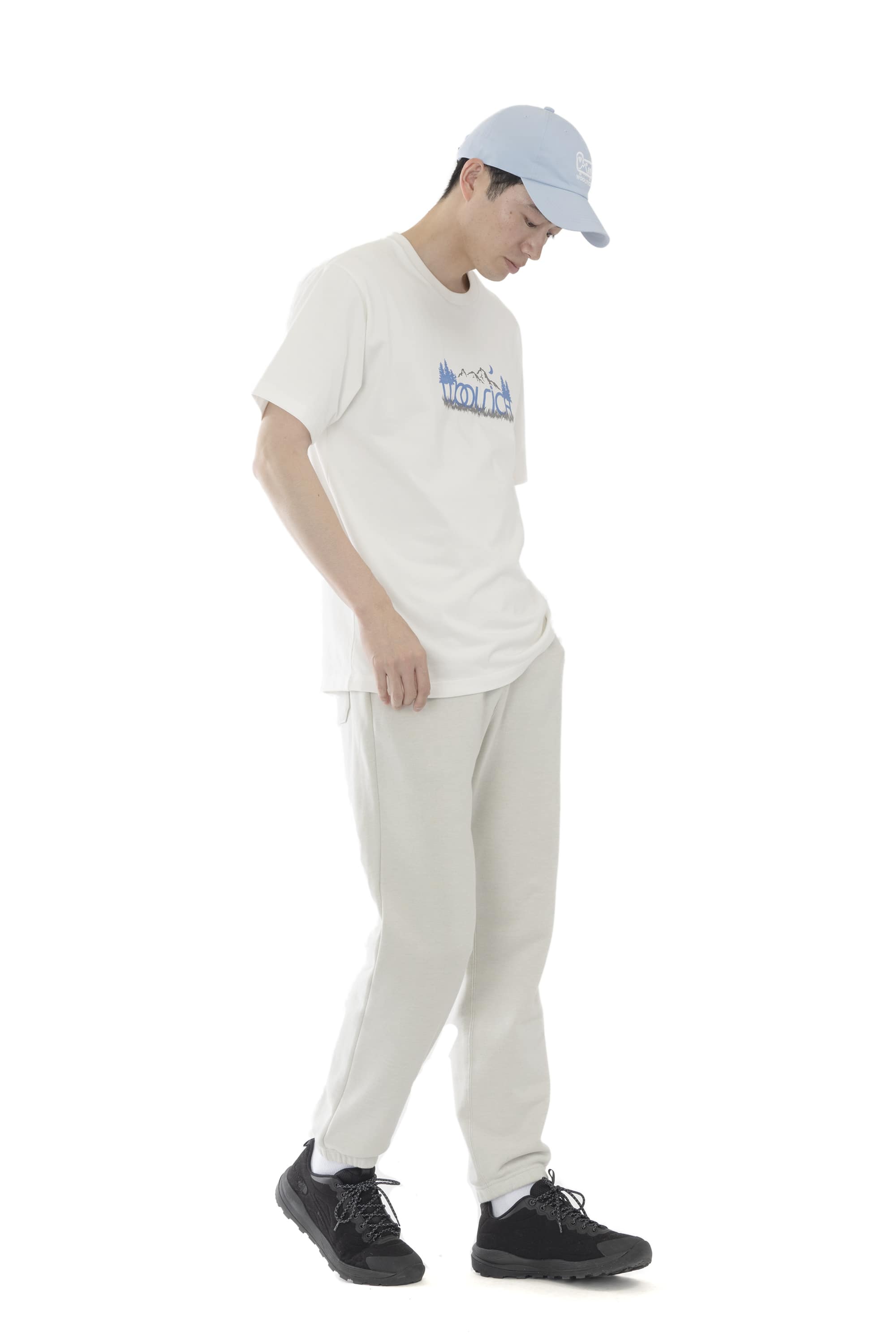 8.5oz COTTON GRAPHIC FRL TEE