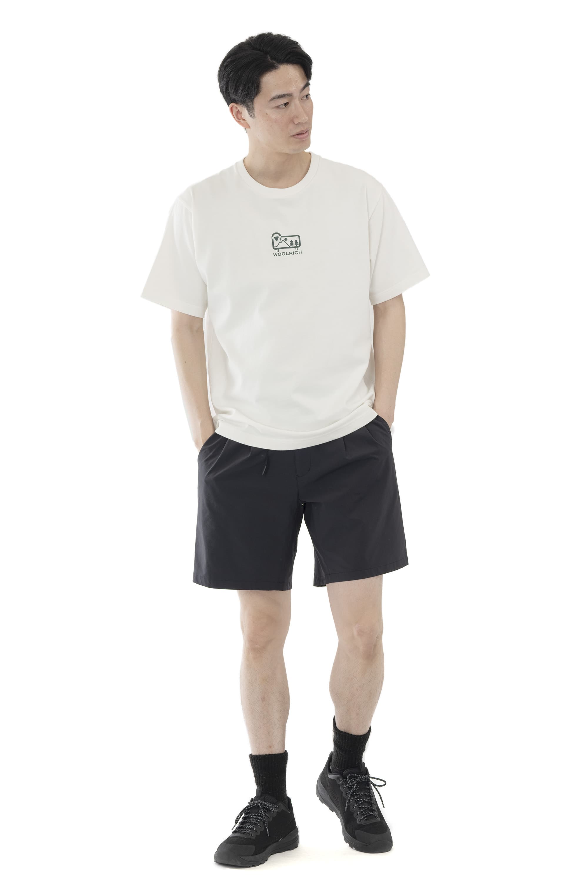 8.5oz COTTON GRAPHIC LOGO TEE