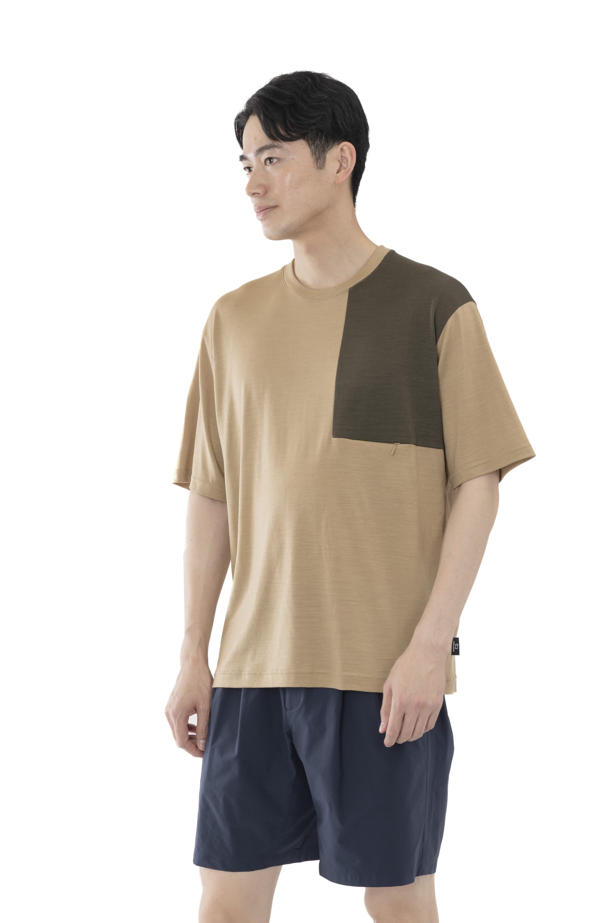 MOUNTAIN WOOL POCKET TEE