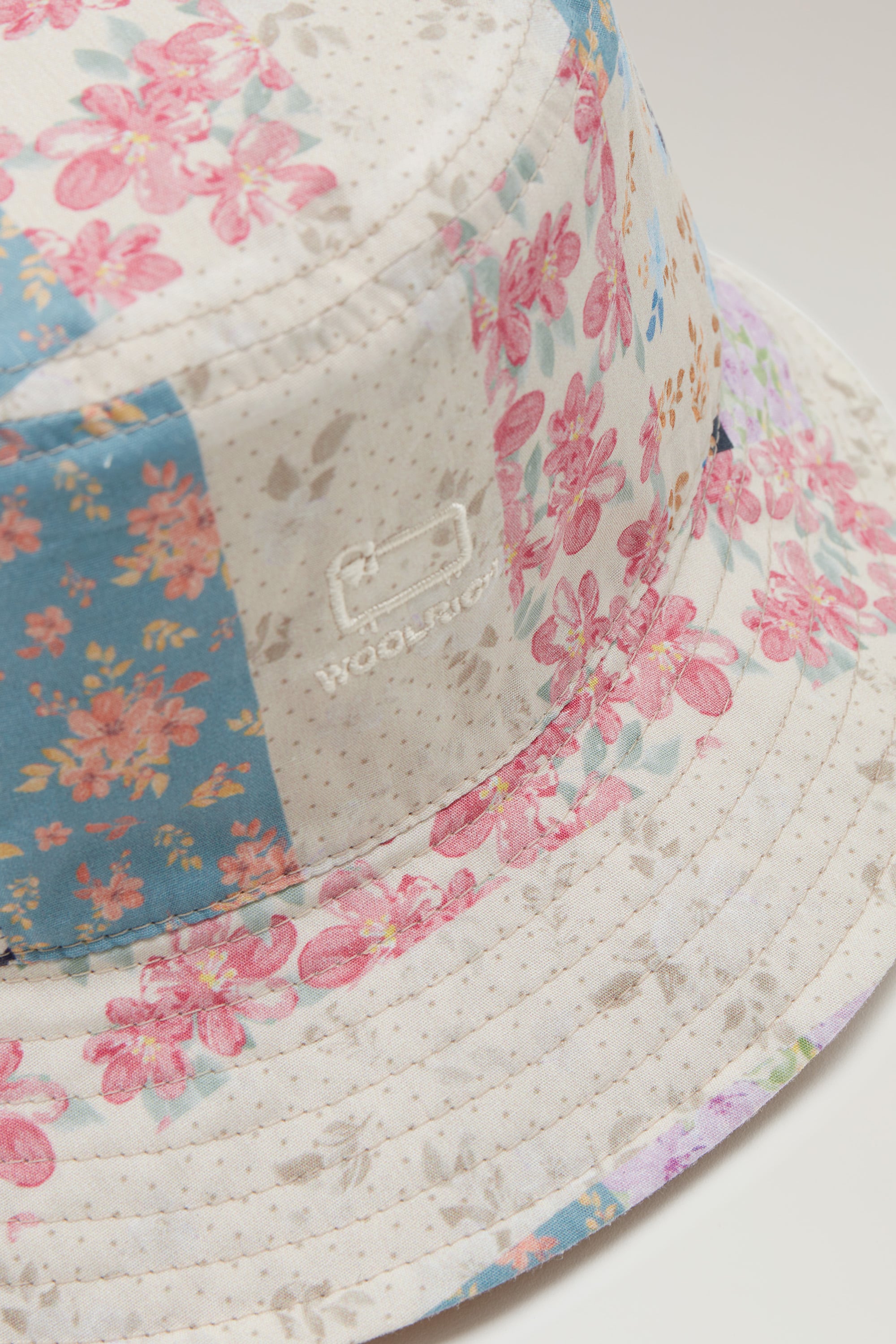 UNISEX REVERSIBLE BUCKET HAT