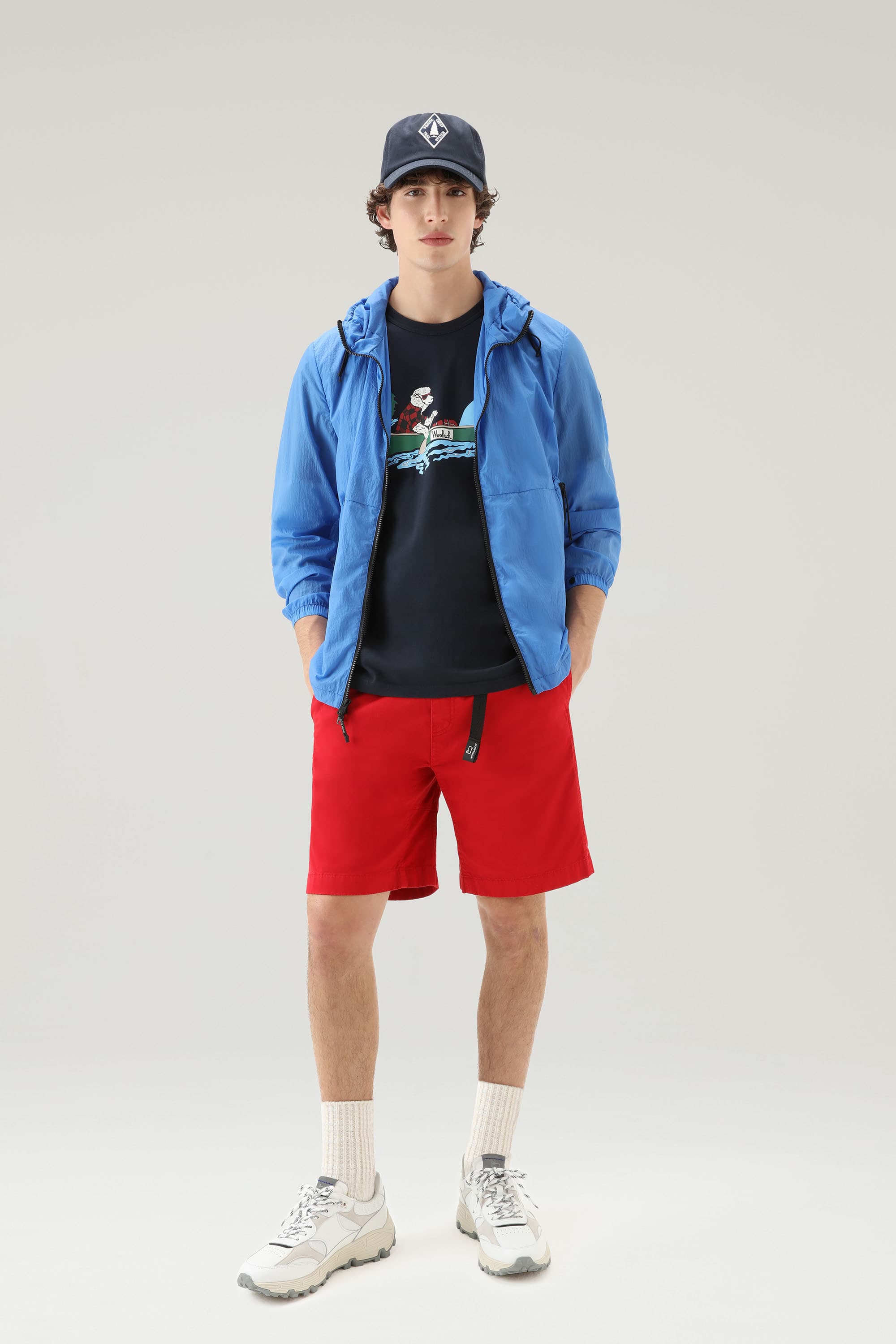 PACK IT WINDBREAKER