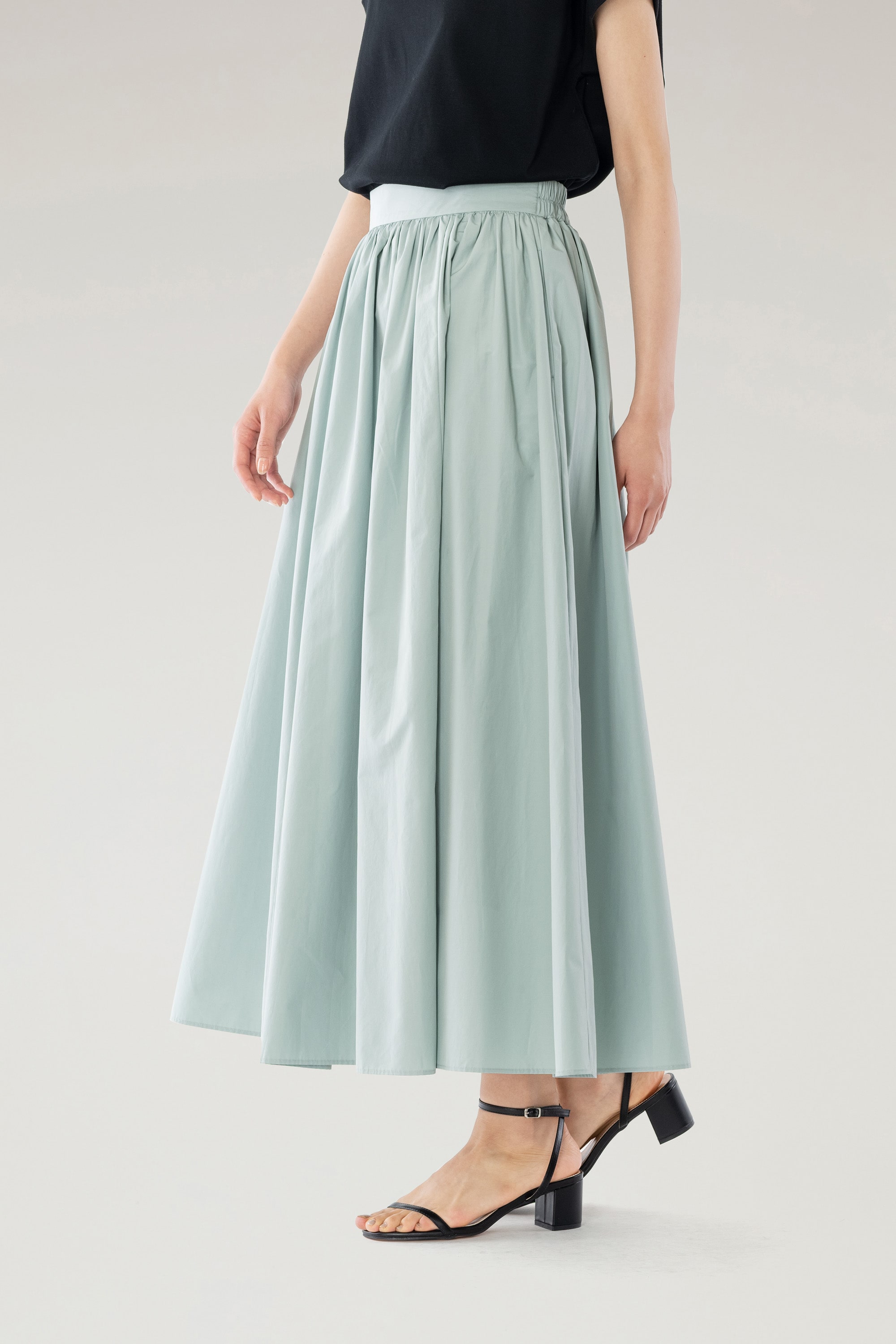 GATHER VOLUME SKIRT